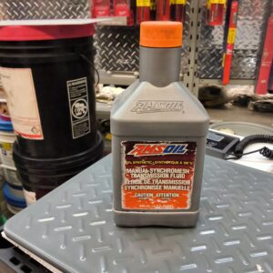 AMSOIL Huile de transmission manuelle synthétique (fluide)