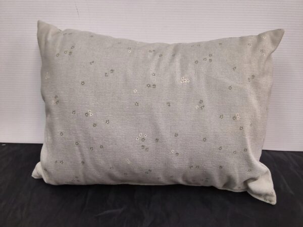 Coussin Patlin vert à motif floral